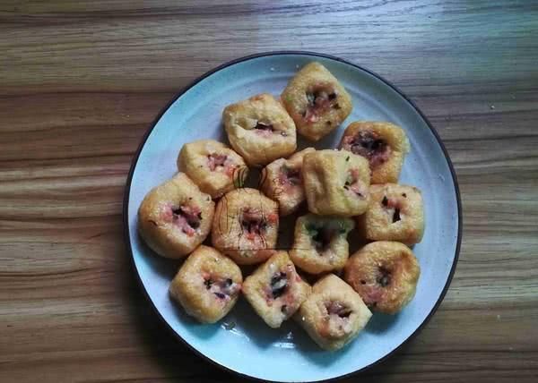  养发剂@这是“纯天然生发养发剂”，每星期吃上2次，秀发黝黑丝滑，比护发乳好