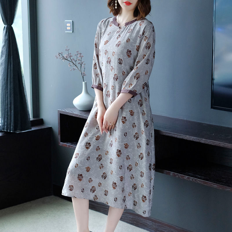 气质棉麻连衣裙，清新脱俗，让你的美而不腻