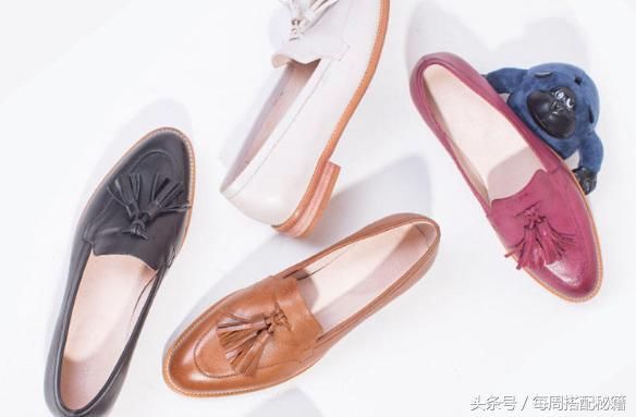 告别高跟,挑对乐福鞋照样时髦