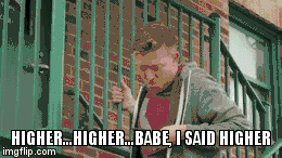 INS上的假白富美蹭明星热度狂练硅胶臀，还熬夜P图P到肾虚?