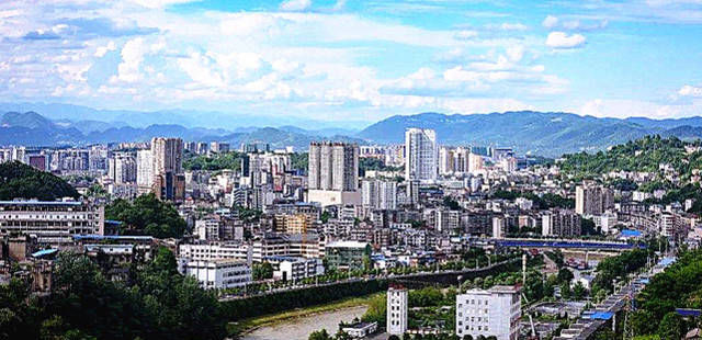 湖北面积“最大”的四线城市，整整大了武汉3倍，是你家乡吗？