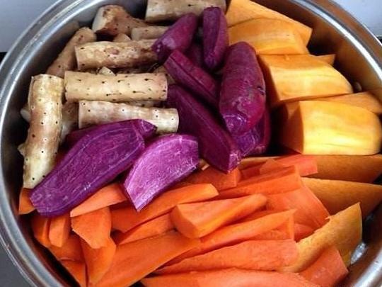 三伏天是减肥的易瘦期, 如果你吃饭时能做到这3点, 想不瘦都难