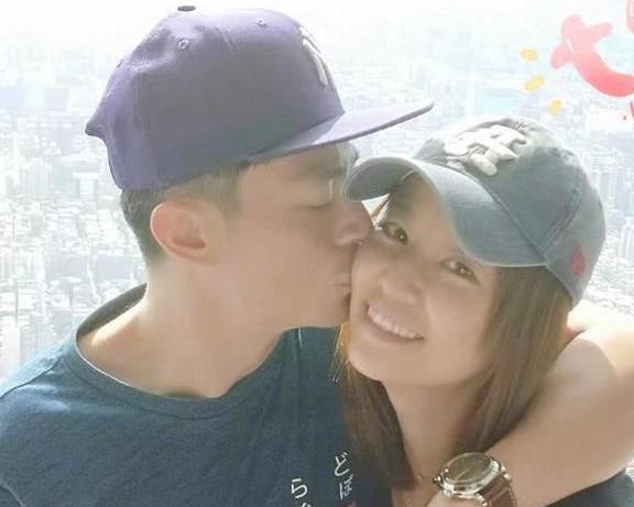 林心如撞衫前“天王嫂”乐基儿，一个穿出高级感，一个却像地摊货