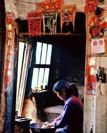 记忆中的老东北！原先的岁月再也回不去了，看哭了