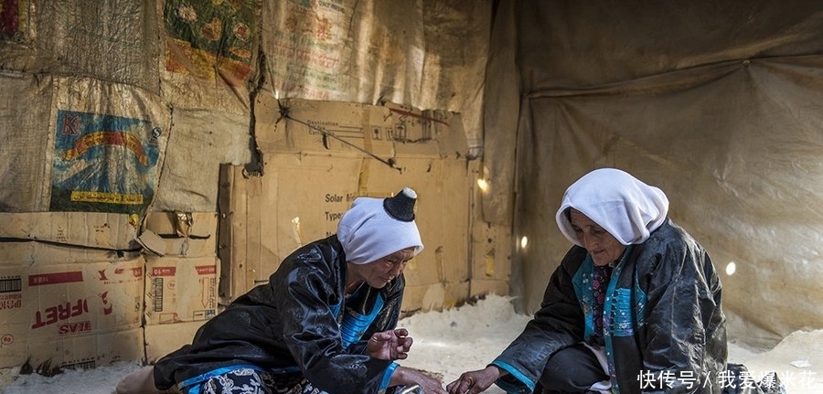  绿洲就■我国范围最大的村庄，面积相当于70个澳门，开车出村要