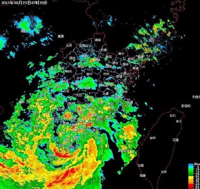  「白鹿」12号台风正在酝酿，11号台风白鹿刚登陆福建，今天有点