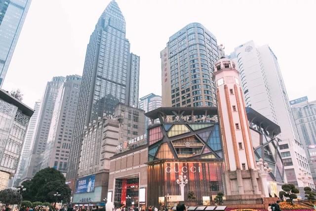 解放碑，凭啥子代表重庆？