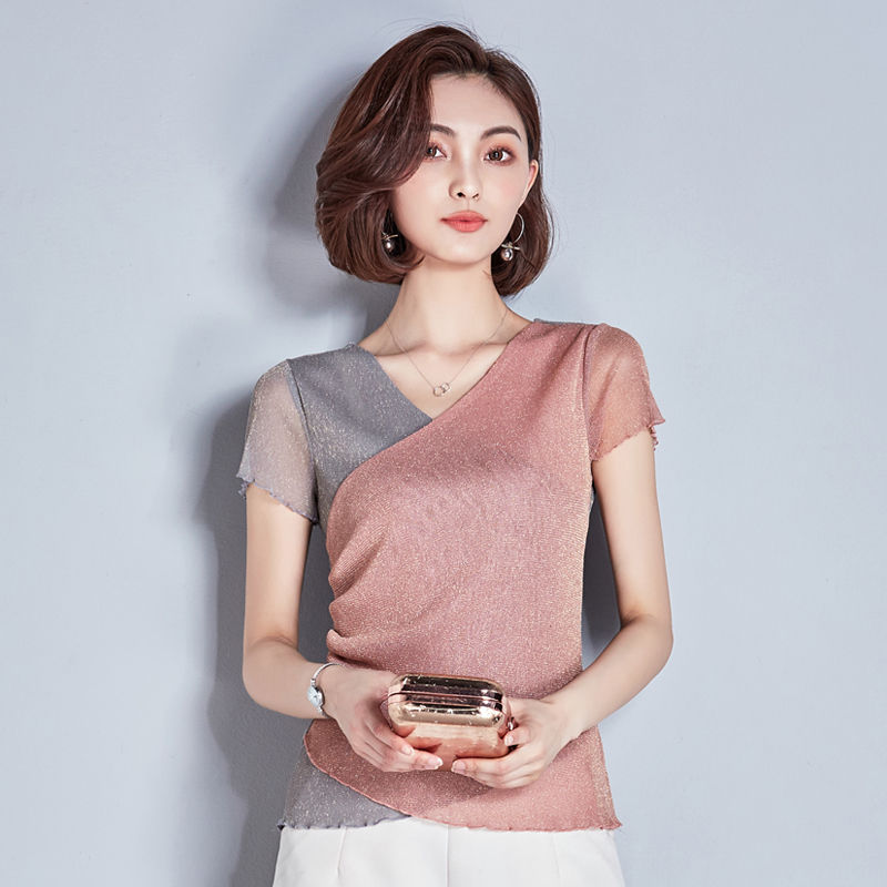 姐姐穿着这些上衣真的非常精致显年轻，我忍不住都要买