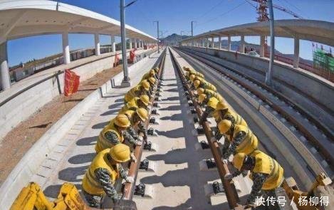 被两条高铁同时宠幸的广东接500亿大项目，沿线地区经济大变革