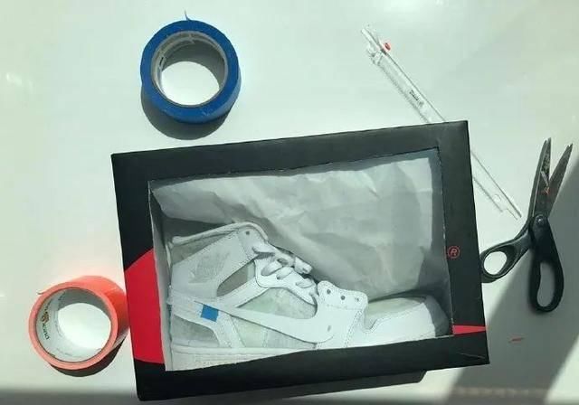  「球鞋」蛇皮球鞋上脚！这双 AJ1 提前锁定2020人气王鞋款