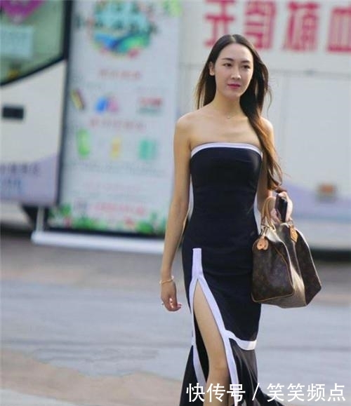 亮眼:大长腿十分亮眼,让人难忘,街拍:身材圆润的小姐姐