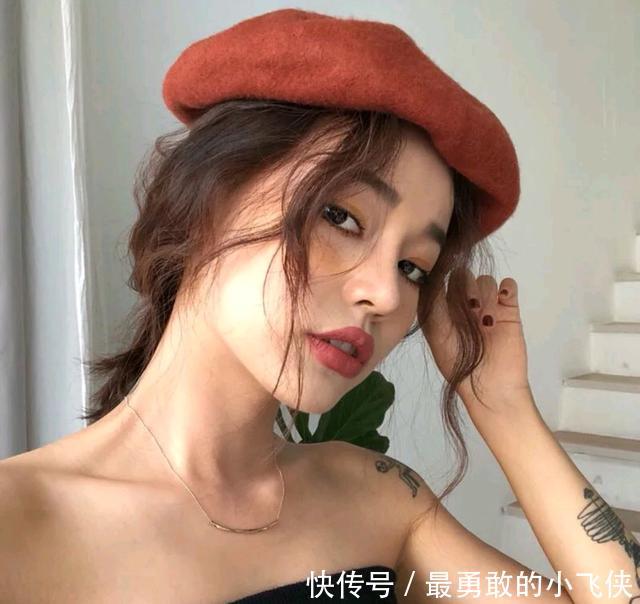 「微笑」有亮点的好看唇形微笑唇温柔有异性缘,花瓣唇性感饱满却少见!