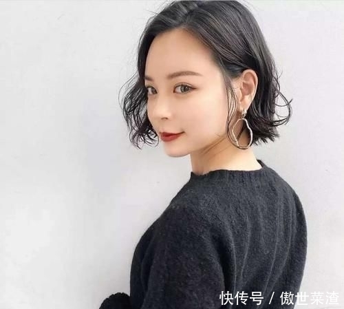 『清爽干练』短发控最喜欢的发型,八位时尚达人演绎不同风格的潮短发,超赞