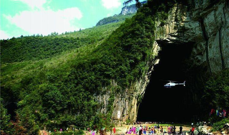 这一作死的景区, 景色很美, 门票坐地起价, 游客望而却步