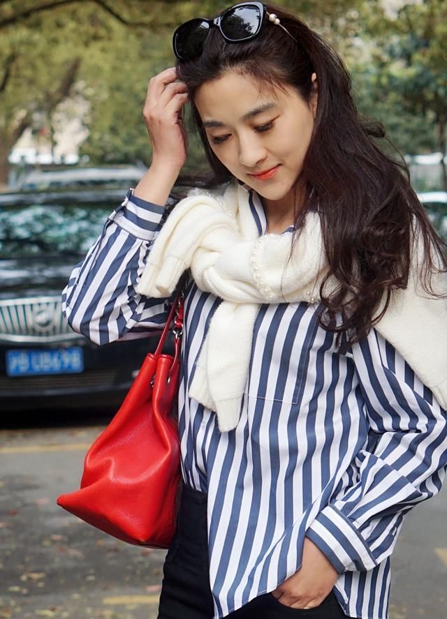 『脸部线条』一样是大圆脸,为何他人能够穿成女王,但你顶多就是说个小仙女呢