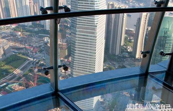 中国第一高楼，主体632米，建造花了10年整，看起来却像“陀螺”