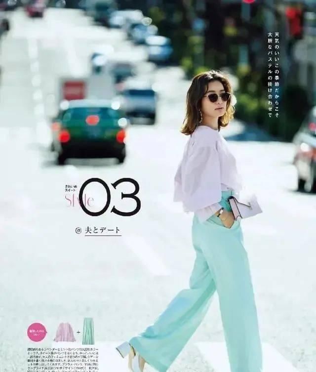 『简单的白衬』可以白衬穿漂亮的女孩,一定很时尚潮流