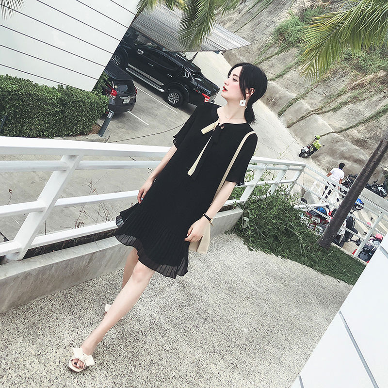 触发女神即视感的仙女裙，清凉有型，甜美又清纯，惹得路人三回头