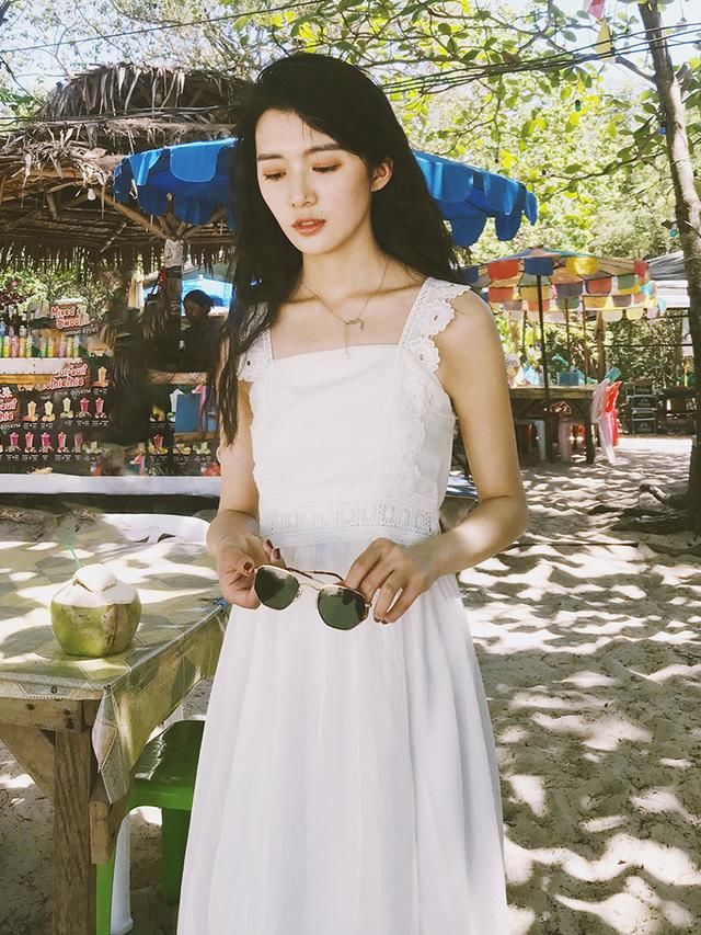 姐姐说我一点也不淑女，给我买了几条裙子穿上身以后果然很淑女