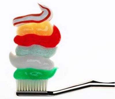 牙膏祛斑新妙用,这样用脸蛋又白又干净,看完赶紧去试试