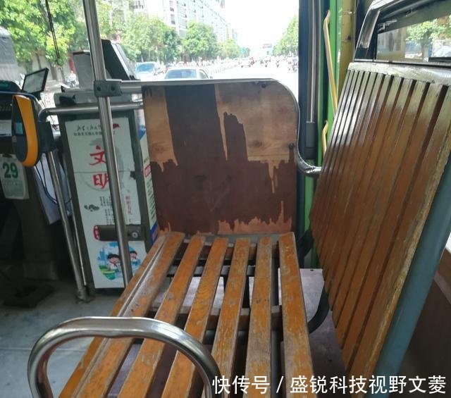 五条高铁将入驻湛江，彻底告别“大乡里进城”的艰难岁月