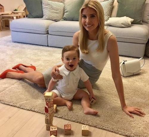 37岁的伊万卡,尖头高跟鞋很优雅,与邓文迪同框完胜!