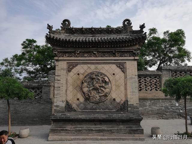 如果说五岳归来不看山，五台归来不看庙，那么从这里归来不看院