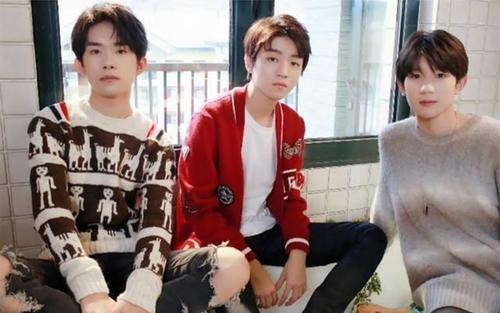 三小只撩起刘海，王源有男人味，王俊凯酷，千玺最能撩