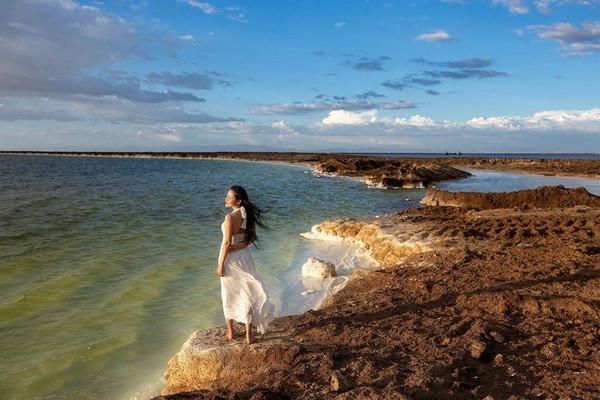 可可西里无人区  盐湖沙漠雅丹雪山湖泊草原原始风貌生机盎然