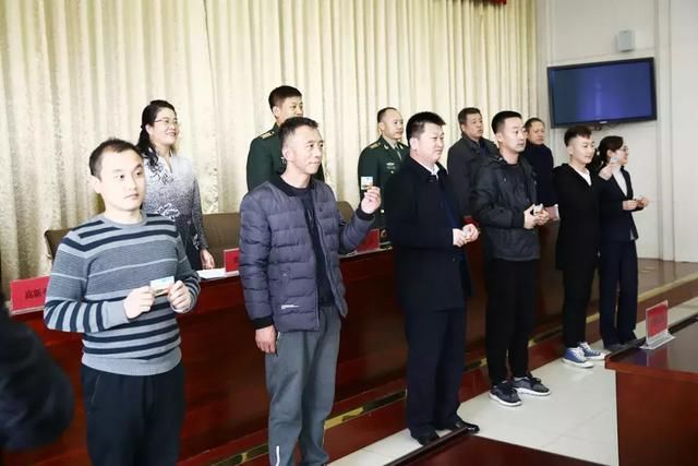 “双拥卡”来了！退役军人免费乘坐公交车、游览景区……