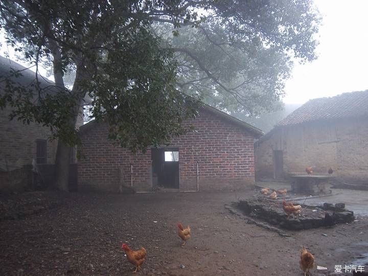  「远离」【探歌】 远离城市喧嚣的乡村是什么样子