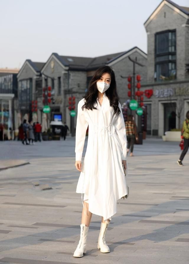  『小姐姐』衬衫这样穿一点不像程序员，清新时髦又养眼，最靓的仔就是你