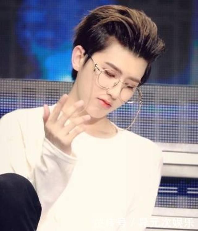 蔡徐坤又陷黑粉风波，这次薛之谦，吴亦凡也无辜躺枪