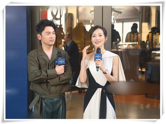 欧阳娜娜厉害！18岁穿露肩裙比35岁韩雪还女人，网友：真的长大了