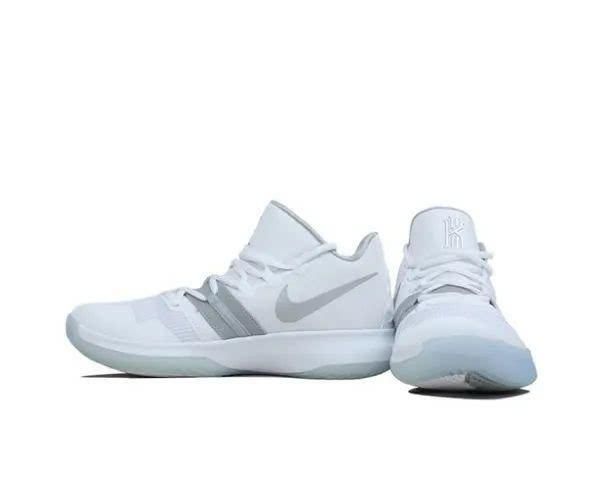  板砖：硬如板砖——Nike Kyrie Flytrap实测