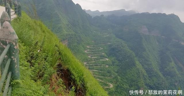 大名鼎鼎的24道拐，半价50元上山看一条盘山路，你觉得值吗