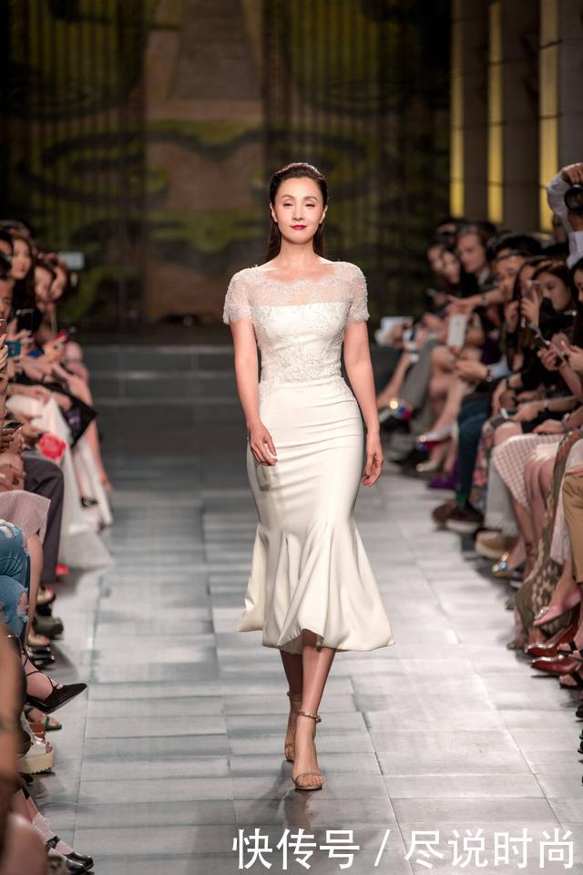 颜值演技都有的她，为了家庭不惜牺牲自己，再次亮相却惊艳全场