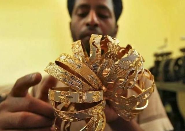 印度人：我们黄金便宜，为什么中国游客不“赏脸”，网友回答亮了