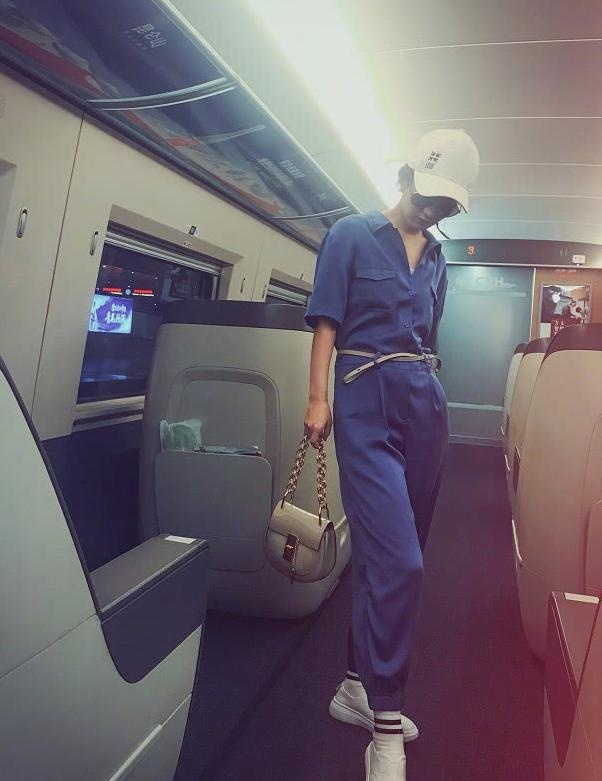 赵丽颖工作室发布声明辟谣，严厉谴责造谣者，赶紧删除其恶意传播