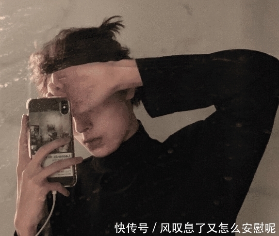 女生:女生刚睡醒就有这3举动,颜值肯定非常高,连“校花”都甘拜下风