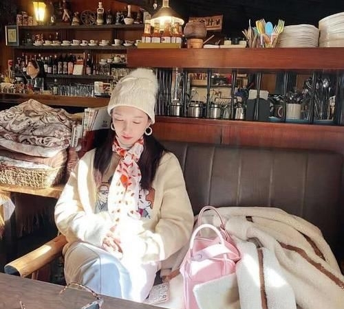 「帽子的搭配」帽子的五种搭配术,每一款都是服装搭配的点睛之笔,这样戴准没错