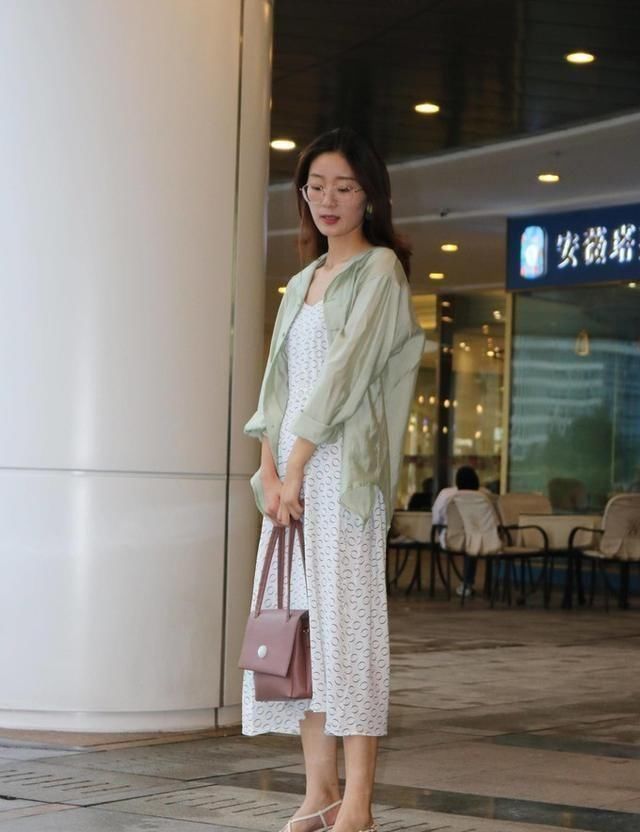  阔腿裤■早春平时通勤装！这七套穿衣搭配，给你配搭出高級的溫柔感