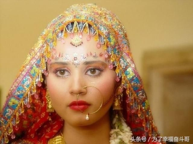 在印度,带鼻环的女子不要搭理,否则,你们两个都要倒大霉