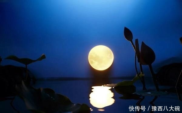 【小妾】纳兰性德娶艺妓为妾,被迫分离后写诗怀念,第一句就很让人感伤