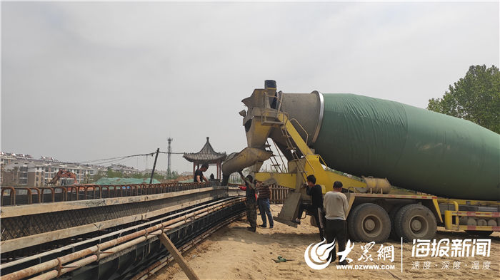  [跨环堤河桥梁]菏泽句阳路环堤河桥主体已完成90% 预计5月底通车