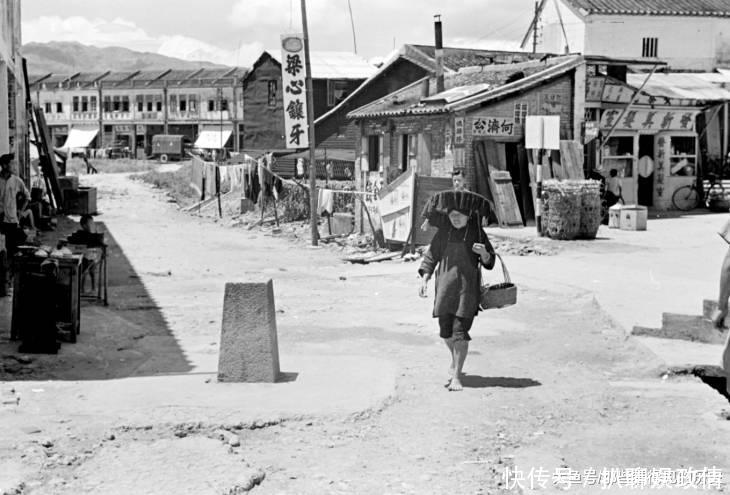  「50年代」50年代的沙头角 戴凉帽的客家阿婆 边境上的英籍香港