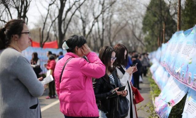 农民刚过上好日子，又出现3个怪象，农民有苦难言，你那有吗？