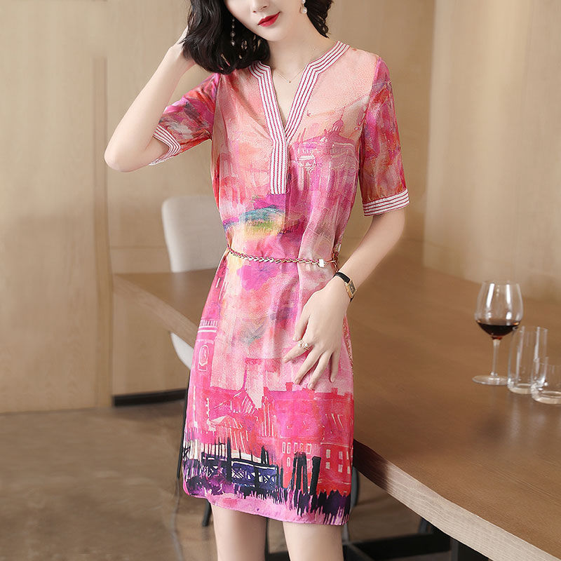 一步裙早就过时了，今秋流行这样穿，让你称霸办公室