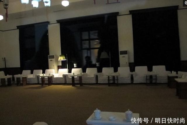 韶山滴水洞,有“西方神秘山洞”之称,与中南海房屋的结构相近似