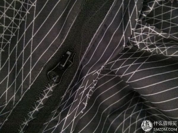 悠启轻薄防晒皮肤衣+迪卡侬防晒衣简单晒单、对比